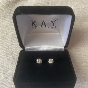 Kat Leo 0.8 diamond solitaire earrings